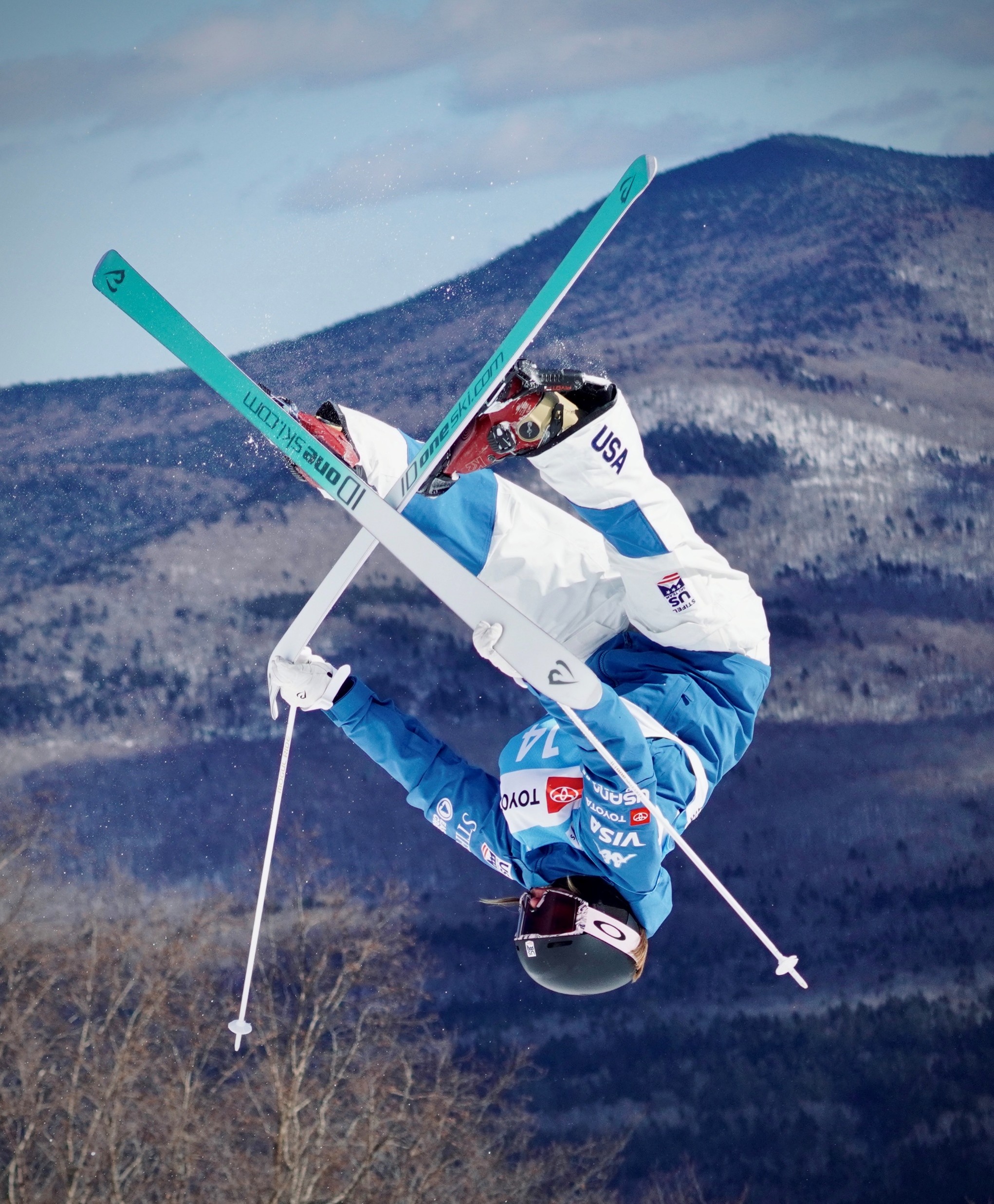 Freestyle skiing moguls action at the 2025 FIS Waterville Valley World Cup
